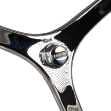 Load image into Gallery viewer, Edson Teak Steering Wheel- 33
